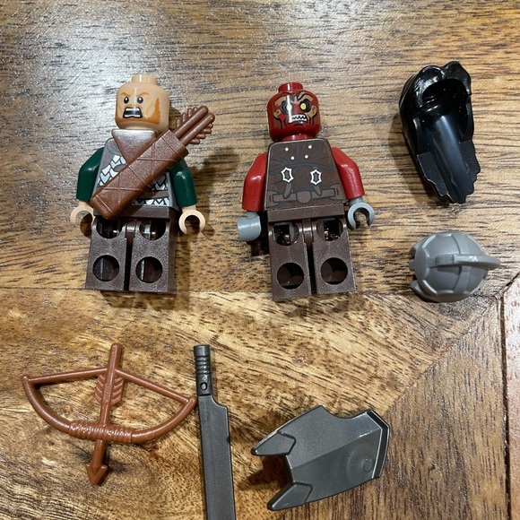 Lego LOTR Set #9471 Minifigures+ instructions in Perfect condition - Picture 5 of 10